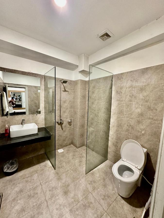 Mudan Hotel And Suite Исламабад Екстериор снимка