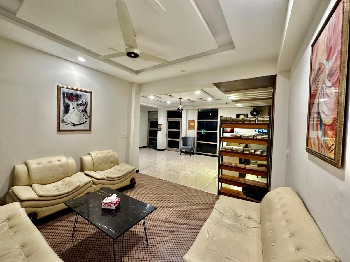 Mudan Hotel And Suite Исламабад Екстериор снимка